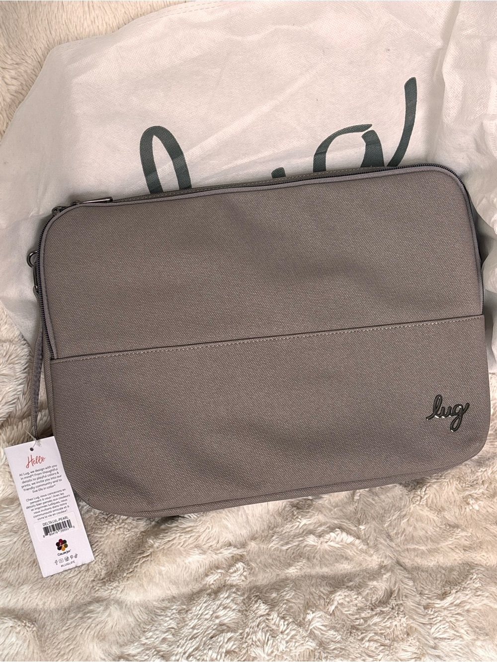 NWT Lug Delta Matte Luxe VL Laptop Crossbody Bag, Pearl Grey